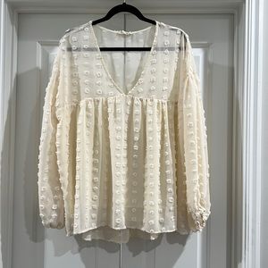 L Textured Boutique Top